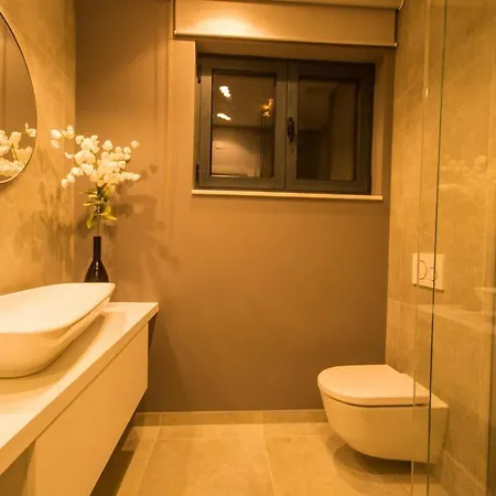 Luxury Royal M With Pool Iv شقة تروغير