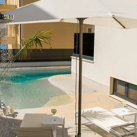Luxury Royal M With Pool Iv Appartamento *