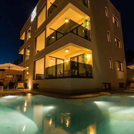Appartamento Luxury Royal M With Pool Iv